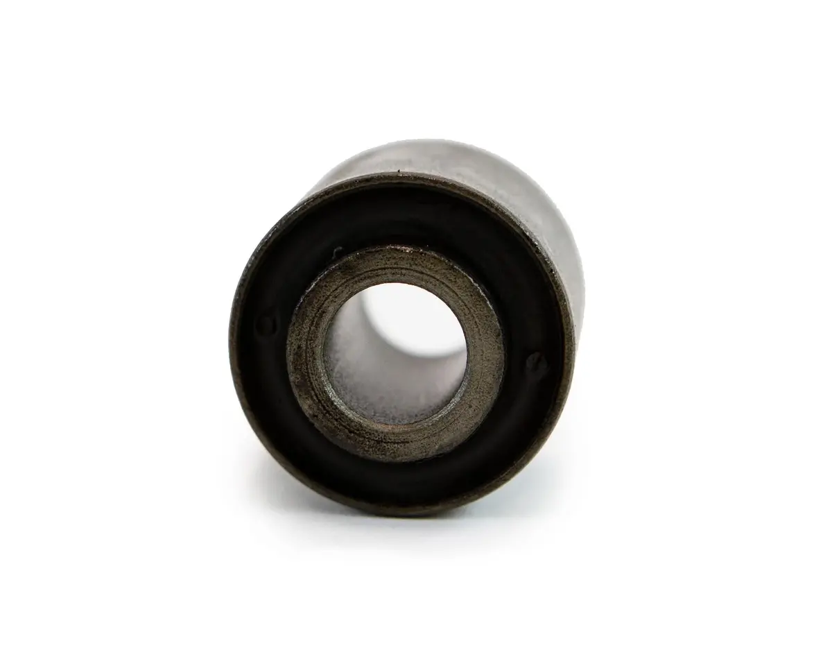 Front Panhard Rod Bushing For Toyota Land Cruiser 80 Series (1990-1997) 1