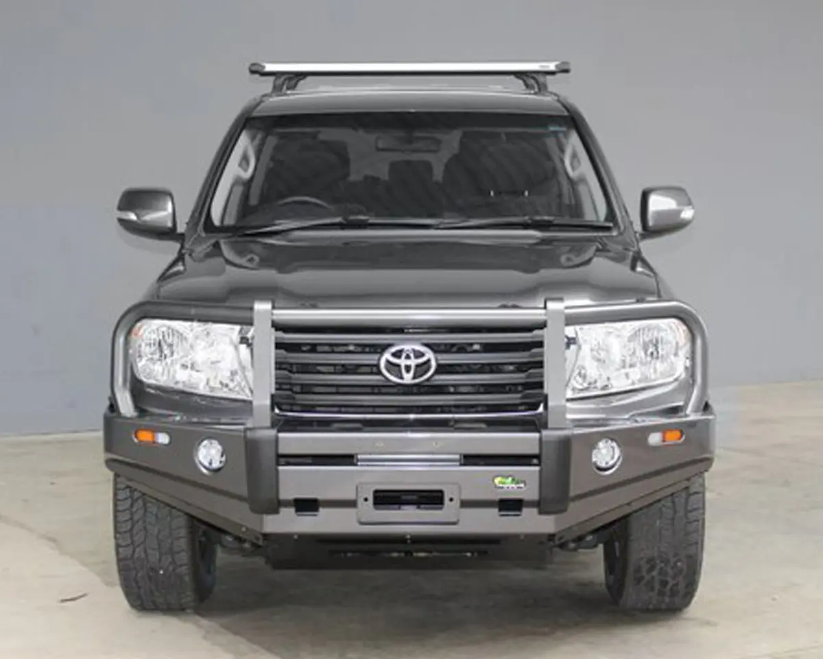 Premium Off Road Bumper For Toyota Land Cruiser 200 Series (2012-2015) 1