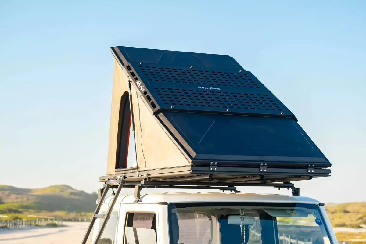 Alu-Cab Lt50 Lightweight Roof Top Tent Includes Ladder 1