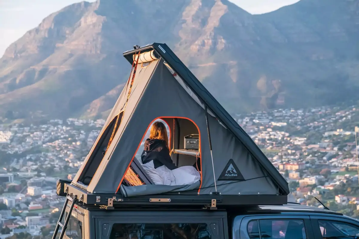 Alu-Cab Gen 3R Expedition Rooftop Tent 1