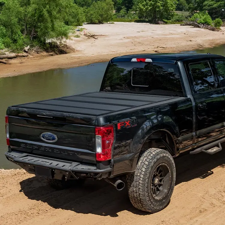 Ford Superduty | Hard Folding Tonneau Cover 1