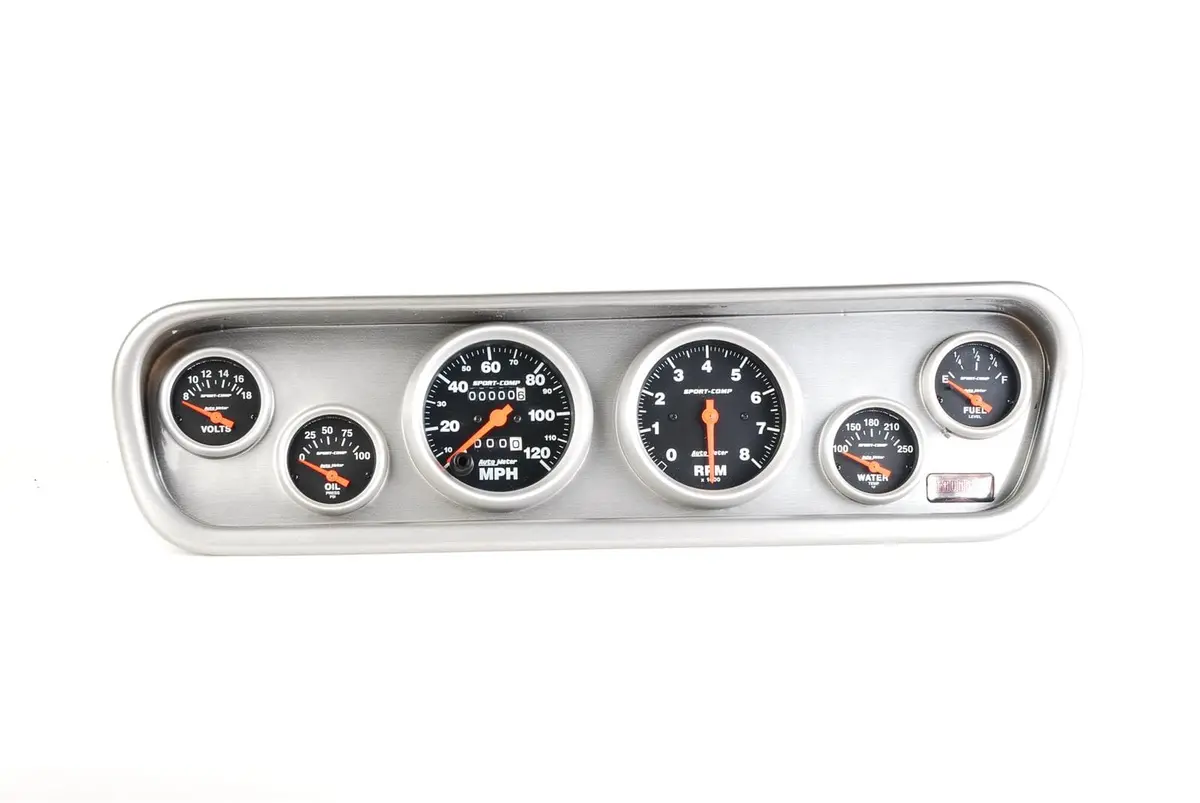 Classic Thunder Road Instrument Cluster With Autometer Gauges – Model 612641512 1